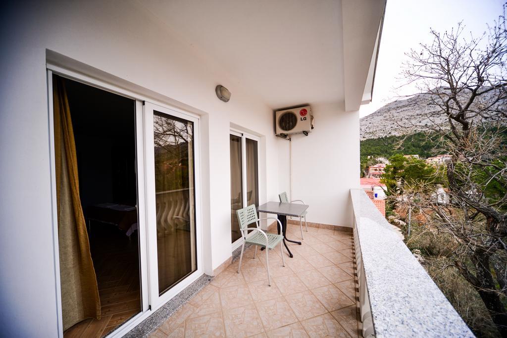 Apartments Dalmacija Starigrad Paklenica Habitación foto