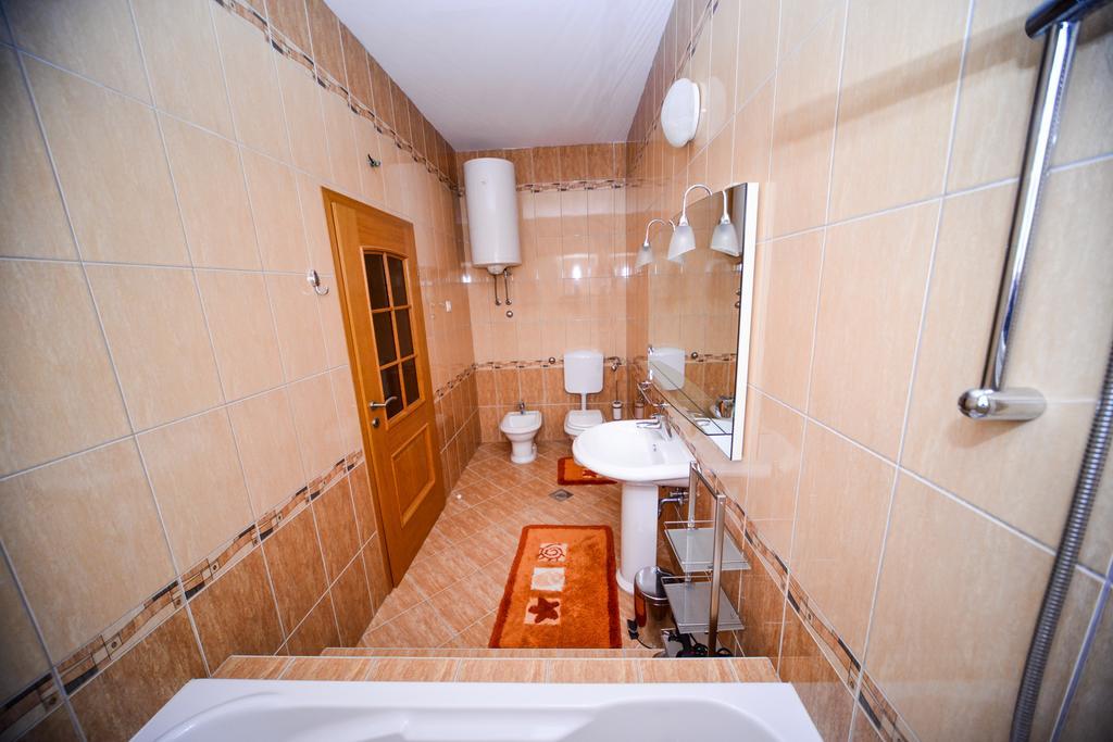Apartments Dalmacija Starigrad Paklenica Habitación foto